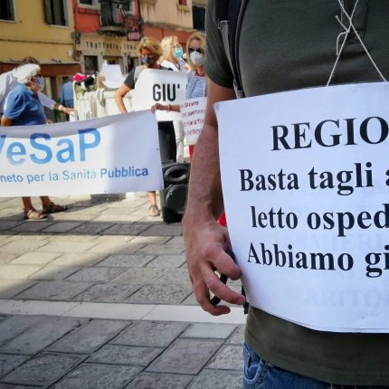 Appello alla mobilitazione contro le fallimentari politiche di contenimento della pandemia della Regione Veneto