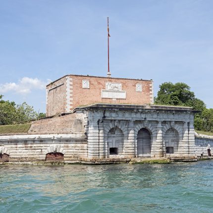 Zanella: “Fermiamo la svendita di Poveglia, di Sant’Andrea e dei palazzi storici di Venezia”